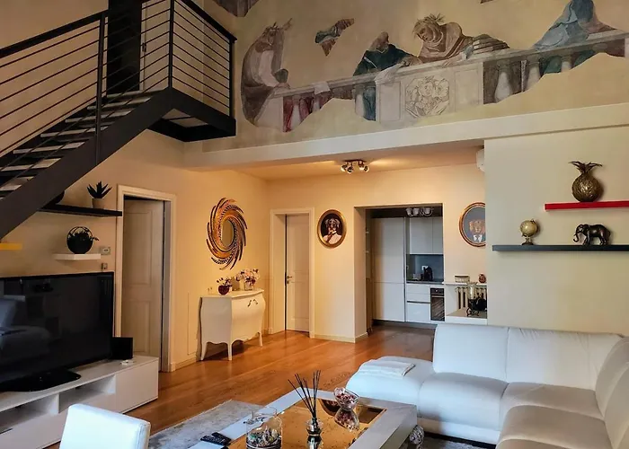 Apartment Palazzo Foresi By Strozzi 120m Luxury Florence
