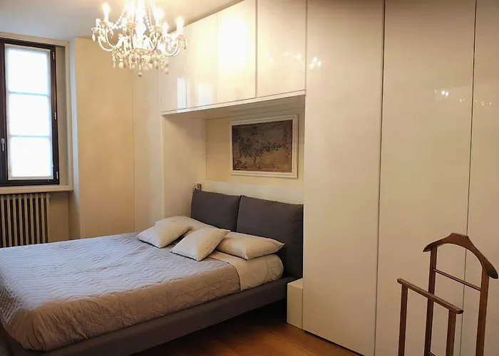Palazzo Foresi By Strozzi 120m Luxury Apartment Florence